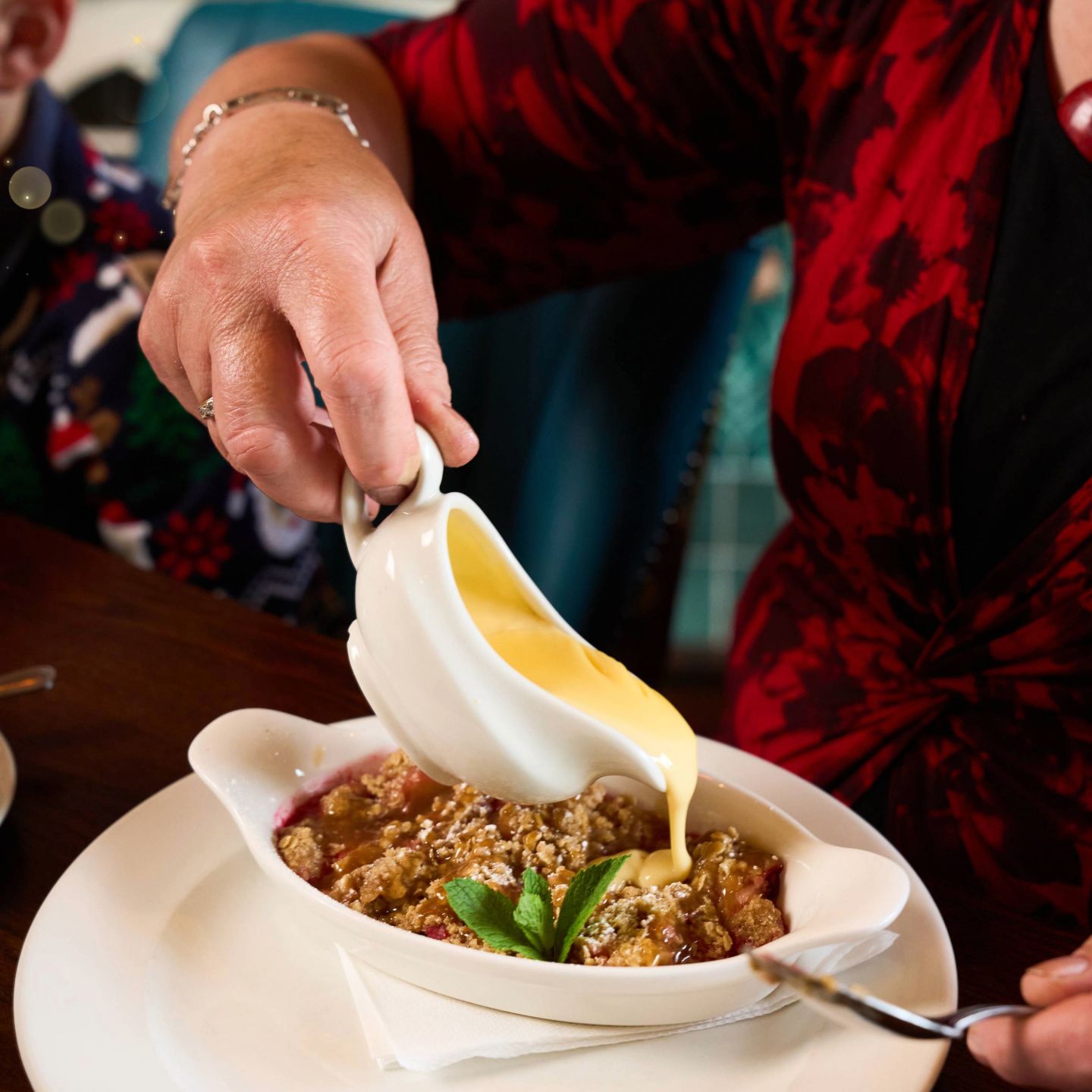 Christmas Day 2025 Lunch, Dinner & Dining at The Lamb & Flag in LLanwenarth Citra